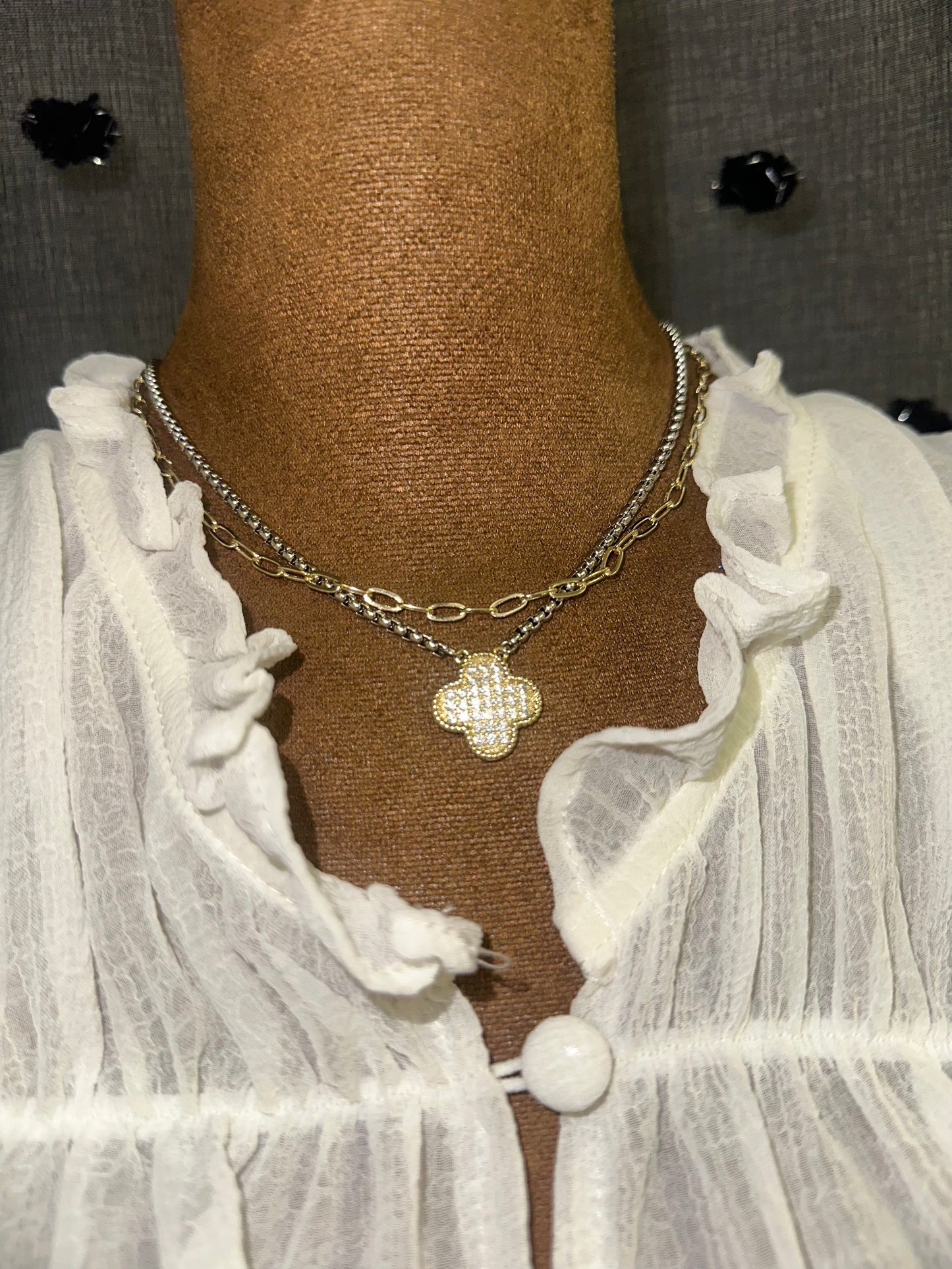 Clover necklace