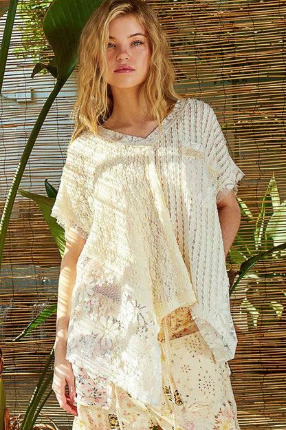 Oversize v-neck short sleeve lace front pocket woven top
