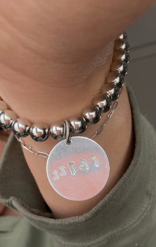 Disc bracelet date keepsake