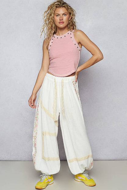 Round neck sleeveless stub textured knit top