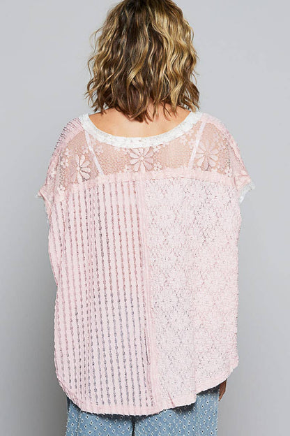 Oversize v-neck short sleeve lace front pocket woven top